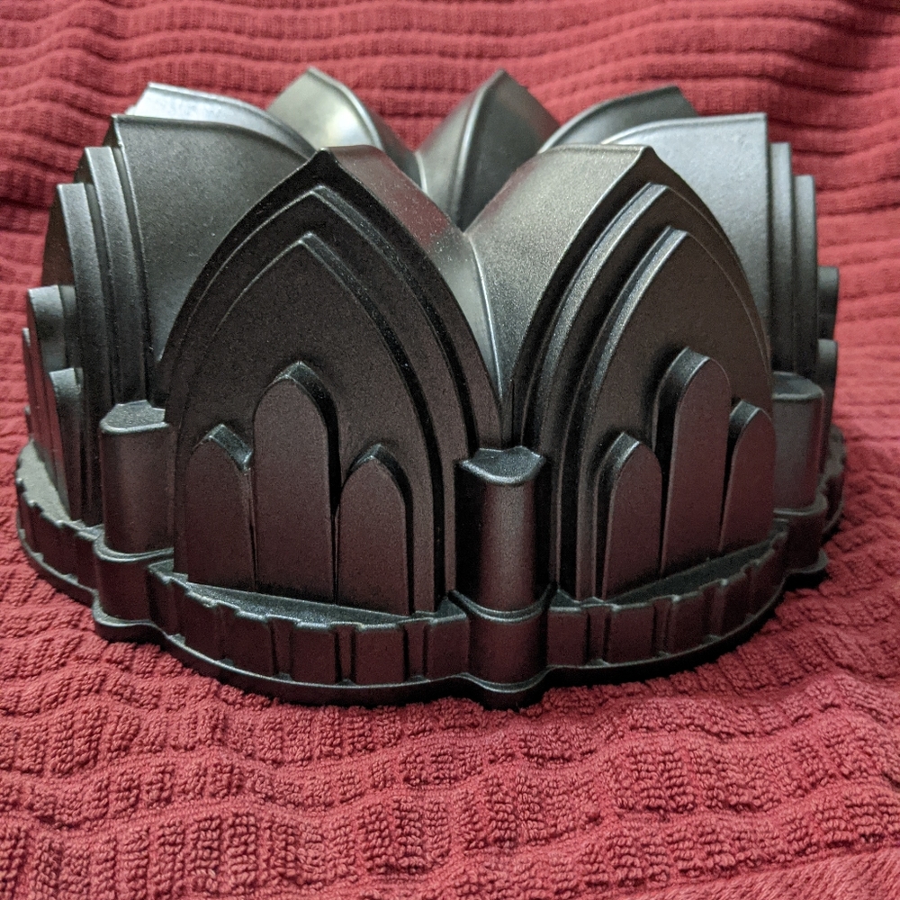 Nordic Ware Cathedral Pan